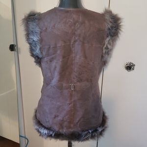 natural fur vest sz M